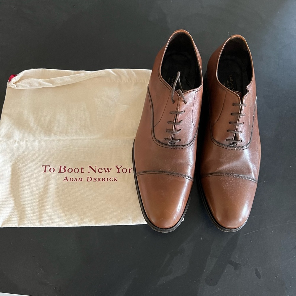 Great condition TBNY Brandon 2 Oxfords in 10.5